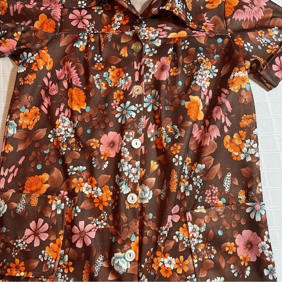 Vintage 1970's Floral Brown Button Up Short Sleeve Women's Shirt Grandmacore - Picture 5 of 9